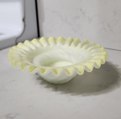 Antique victorian yellow swirl - yellow,