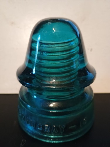 Hemingray a glass - hemingray,