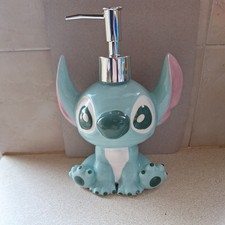 Disney Stitch Bath Time
