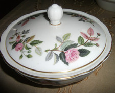 ATTRACTIVE WEDGWOOD HATHAWAY