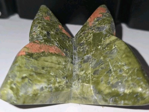 Green butterfly carving - green,