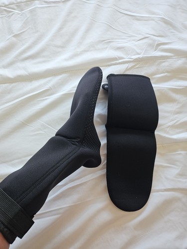 Wetsuit used gloves - wetsuit,