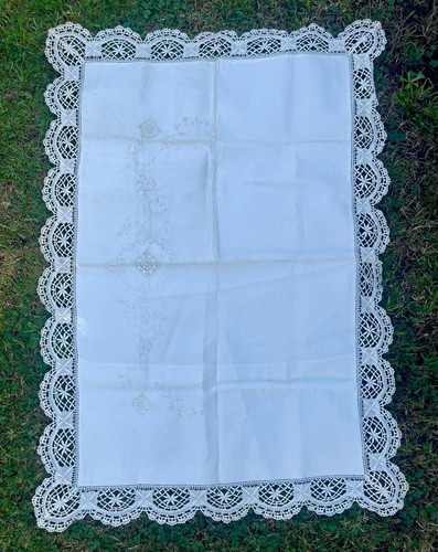 Vintage white linen tablecloth - white,