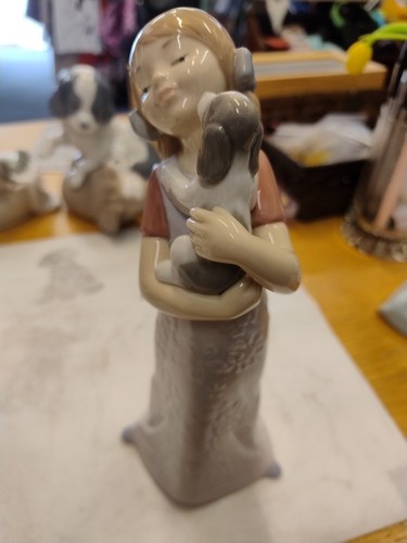 Nao puppy cuddles porcelain - "puppy, cuddles"