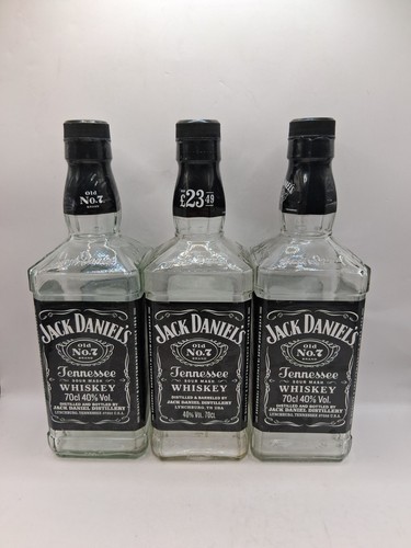 Three empty jack - empty,