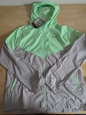 Nike Windrunner Repel Jacket Vapour Green Medium FB7540-376