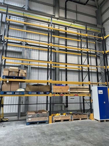 Industrial pallet racking - pallet,