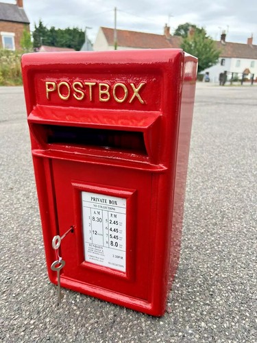 Cast iron letter box mail - cast,