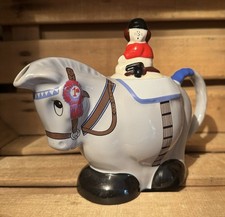 WADE Gymkhana Tea Pot Judith