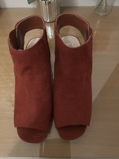 Red Women’s Sandals Uk Size