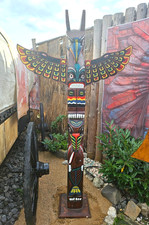 Totem Pole wood Garden-Home