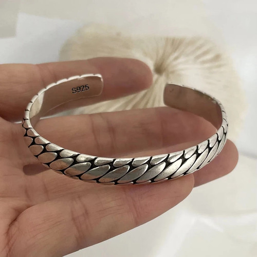 Solid 925 sterling silver - 925,