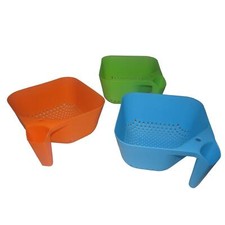 3 x PLASTIC COLANDER with