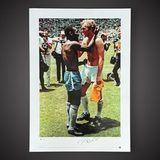 Pele Signed Brazil Famous Photo Swapping With Bobby Moore COA Superb £299