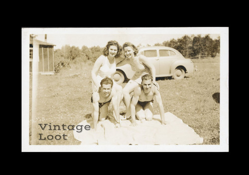 1940s double date the beach - date,
