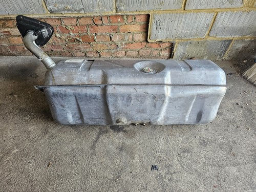 Jaguar 308 fuel tank - fuel,