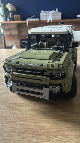 Lego 42110 land rover - lego,