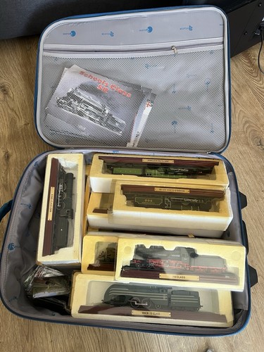 Large atlas editions - atlas, famous