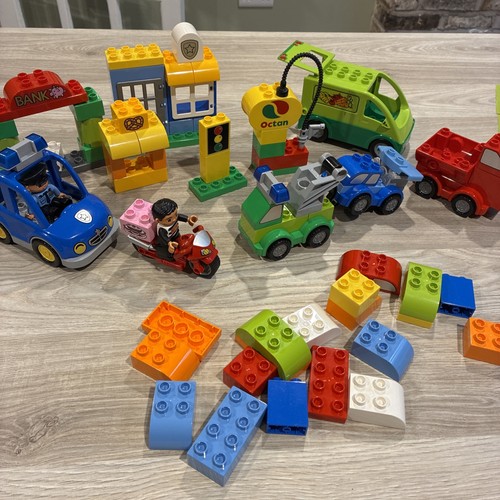 Duplo police set and - cars, tow