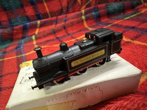 Shredded wheat loco gauge - shredded,