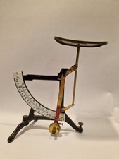 E2-BI ANTIQUE LETTER SCALES