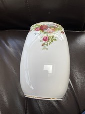 Royal Albert Old Country Roses Vase