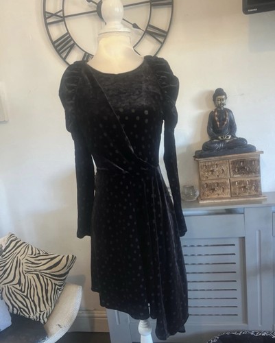 Black long sleeve mini velvet - sleeve,