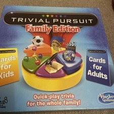 Trivial Pursuit Family Edition Kids Adults Trivia Board Game read description 