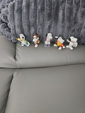 5 Original "Snoopy" Figs - All