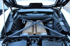 Audi R8 Plus / Lamborghini