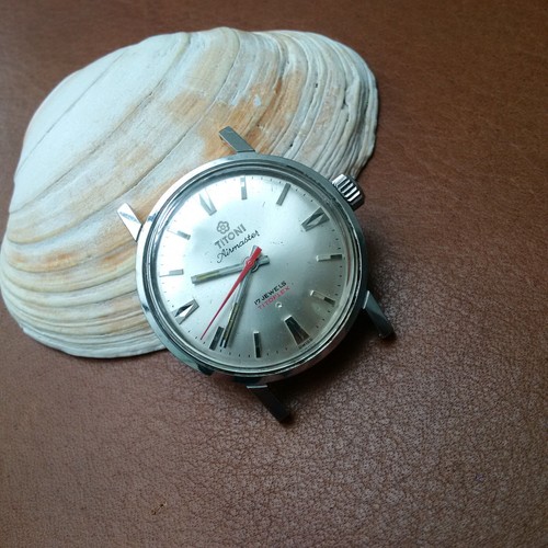 Vintage 1975 titoni airmaster - vintage,