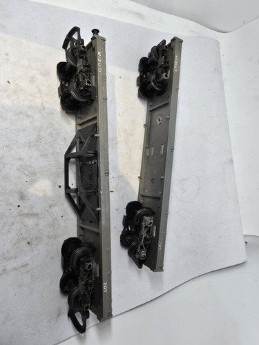 Triang r110 bogie flat wagons - triang,