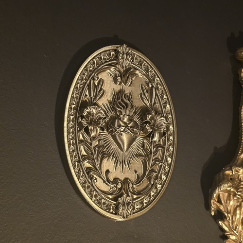 Gold sacred heart gothic - heart, wall