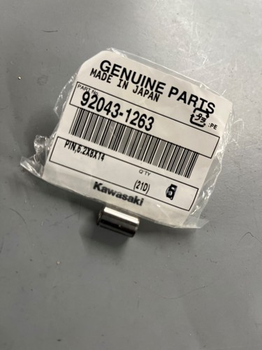 New genuine kawasaki er6 - new,