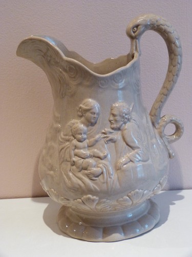 Relief moulded jug light - relief,