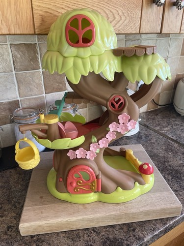 Happy land tree - happy, house