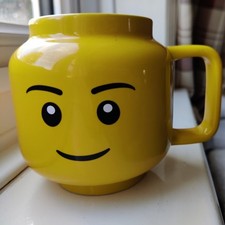 Lego 2022 Ceramic Yellow Head Mug Smiley face