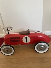 This vintage style classic