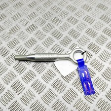 VOLVO C40 539 Tow Hook Towing