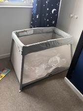 Venture AirPod Travel Cot and