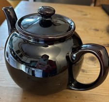 Sadler 'Brown Betty' 1½  pint teapot, flawless Rockingham/treacle glaze