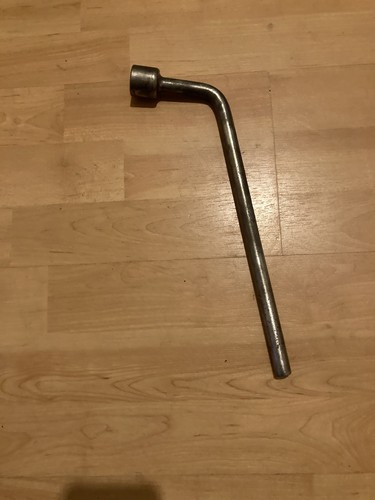 1980 toyota wheel brace - ,