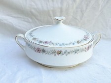 VINTAGE ROYAL ALBERT BONE CHINA TUREEN PARAGON BELINDA PATTERN 1966