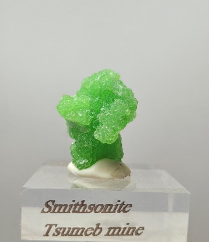 Smithsonite crystal tsumeb - smithsonite,