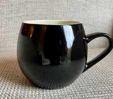 Rayware Hug Mug with Black And