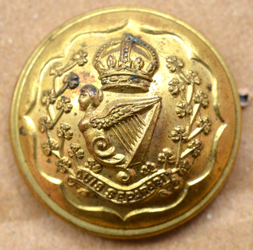 Connaught rangers brass k c - connaught, ~