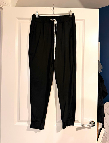 Women black jogger - women’s,