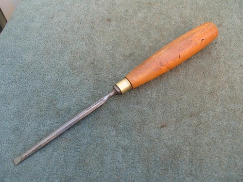 Wide bevel edged chisel - wide,