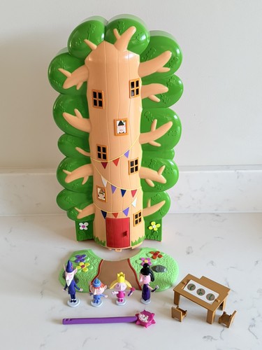 Ben holly little kingdom - &, holly's