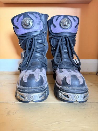 New rock reactor purple flame - purple,